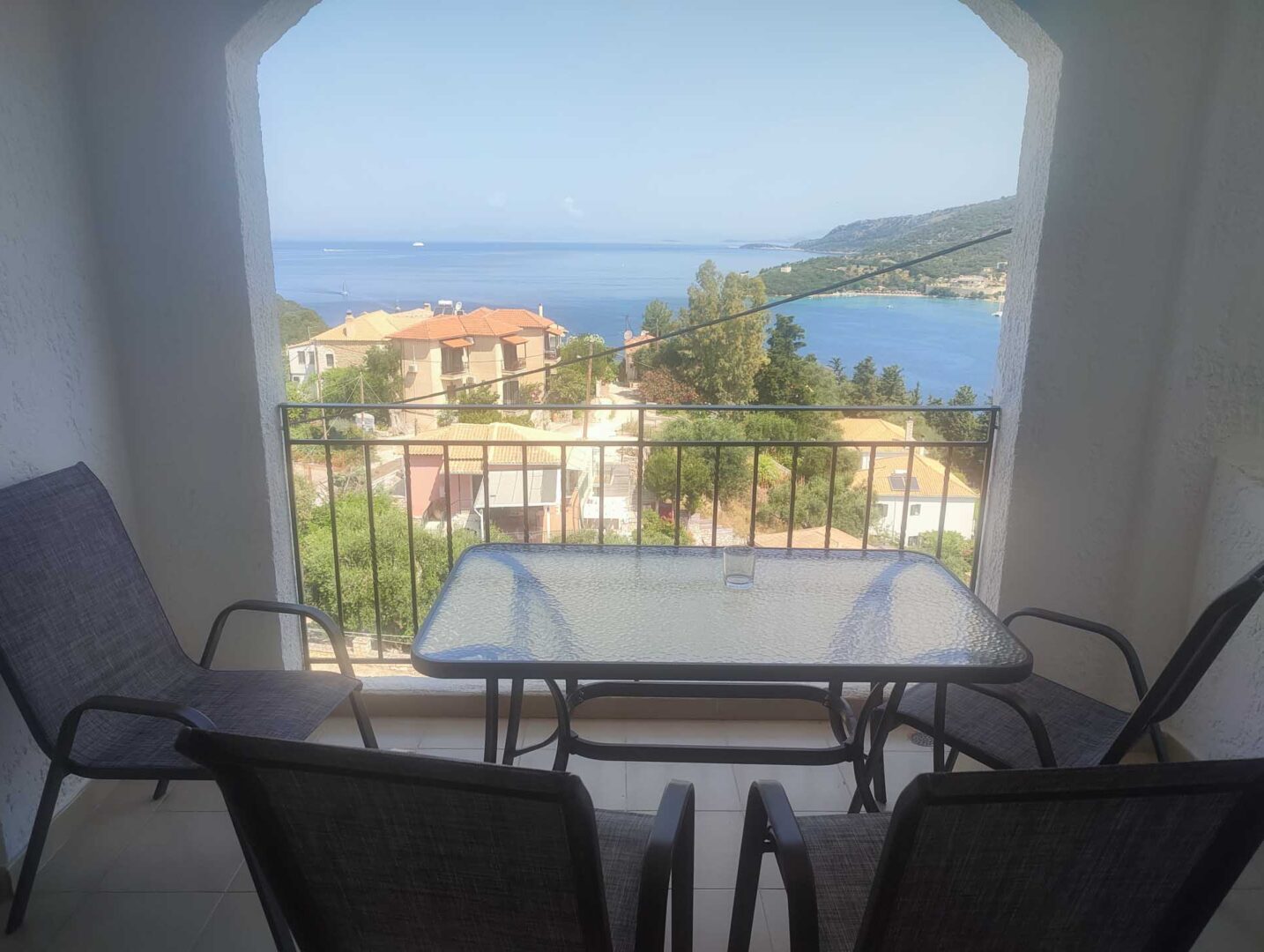 Amaya 6, apartment for two guests with sea view — Sivota