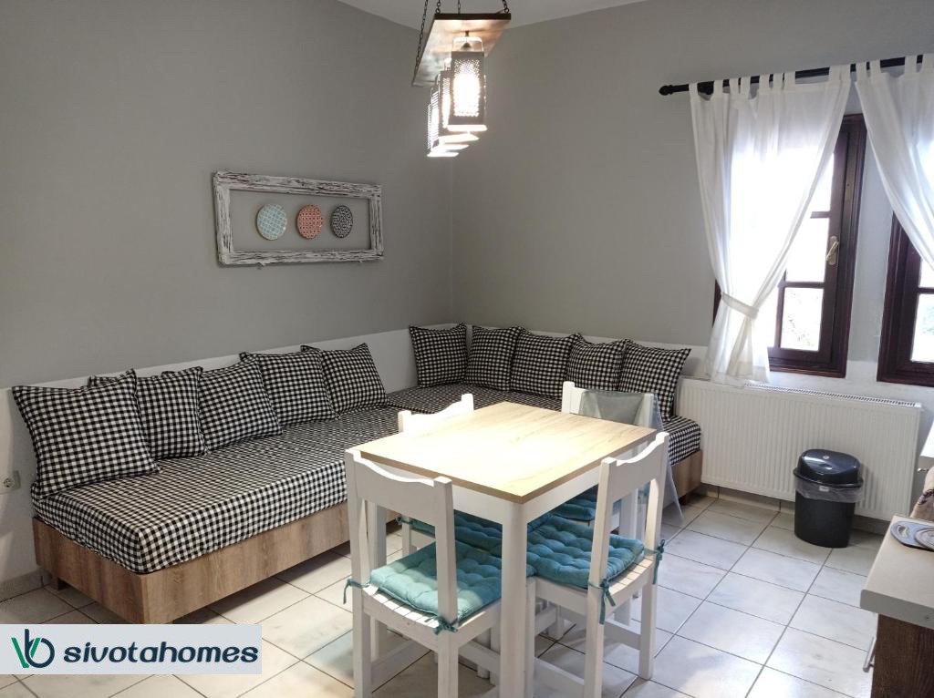 Country 3, apartment for four guests — Sivota
